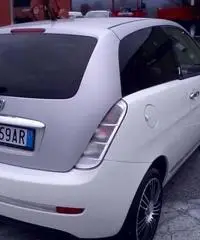 Lancia ypsilon 1.4cc - Modena