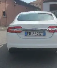 JAGUAR XF 2.2d 190cv BIANCA interni BEIGE, -2012 - Salerno