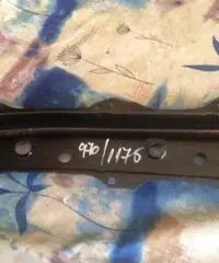 Traversa anteriore - Toyota Yaris dal 01/06