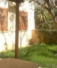 VILLETTA A POCHI PASSI DAL MARE