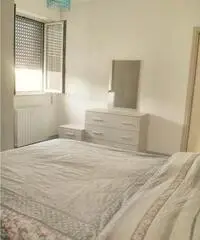 Appartamento mansardato vicino mare e stazione