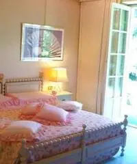 PER LAVORO, STUDIO O PER UNA VACANZA RELAX IN VILLA A VARESE