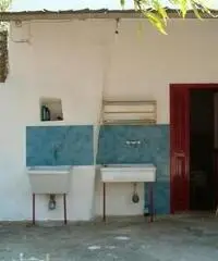 Con giardino e parcheggio privato, 700 mt dal mare