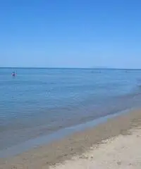 Giugno e settembre in villa vicina al mare