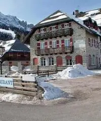 SUITE IN GOLF HOTEL, PRESSO VIGO DI FASSA(TRENTO), PASSO DI