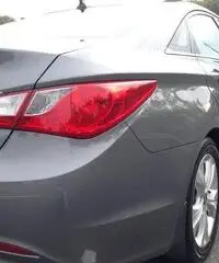 2013 Hyundai Sonata limitata in vendita a 2500 €
