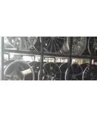 pneumatici delle ruote in lega da 14 pollici in vendita