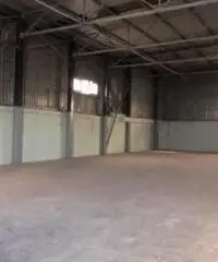 Capannone x uso deposito 600 MQ