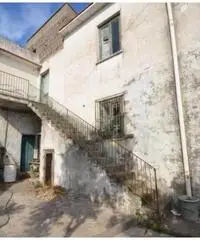 Sant'agata Sui Due Golfi: Vendita Multilocale in Parrocchia S. Agata