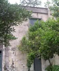 Termini: Vendita Multilocale in Via Nastro d Oro