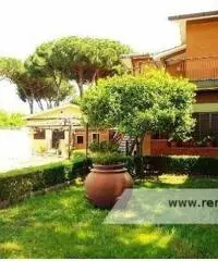 Anzio - Villa 10 locali € 490.000 T928