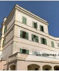 Castel Gandolfo -  Villa 9 locali € 1.950.000 T902