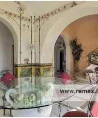 Castel Gandolfo -  Villa 9 locali € 1.950.000 T902