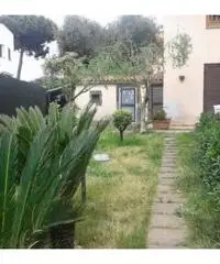 Lavinio-Lido di Enea: Vendita Villa in Via di Valle Schioia