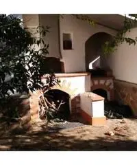 Lavinio-Lido di Enea: Vendita Villa da 210mq con due garage