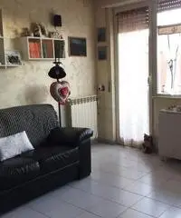 RifITI 029-AA27/320 - Appartamento in Vendita a Pomezia - Campo Ascolano - Villaggio Tognazzi di 70 