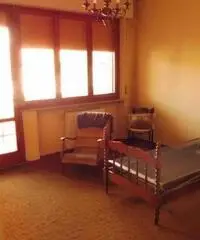 Vendita Cinque locali in Via Redipuglia