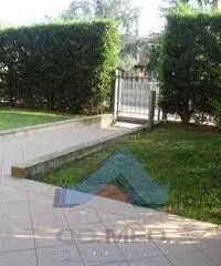 quadrilocale al piano terraH