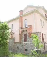 Vendita Trilocale in Via Wiedenhofegg