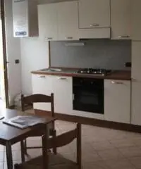 A E. 98,000,00 Torbole Casaglia nuovo trilocale Piazza della Chiesa libero o affittato resa 8,5% cod