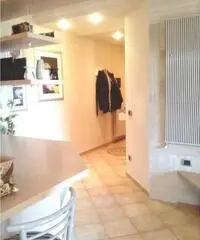 APPARTAMENTO di 3 vani e di 82 mq (PONTOGLIO - PERIFERIA) rif. 579