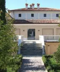 GOTTOLENGO in un Palazzo del '700 bel bilocale arredato