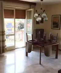 Pentalocale in vendita a Salò