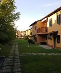 Polpenazze del Garda vendesi villa a schiera 3 vani 135 Mq