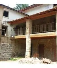 Vendita Trilocale in Via Prada