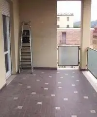 Zona Via XXV Aprile, ampissimo appartamento di mq 210