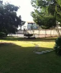 MANSARDA QUARTU SANT'ELENA ZONA MUSICISTI STRANIERI