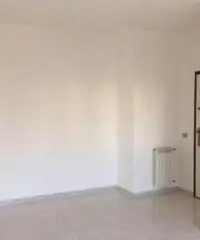 Vendita Cinque locali in via Venezia