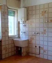 Vendita Quadrilocali in VIA GENOVA, 44