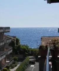 Appartamento sul Lungomare di FONDACHELLO