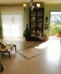 GIARRE trav.Via A.Moro AppartaVilla e Garage