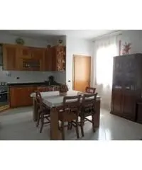 APPARTAMENTI - INGRESSO INDIPENDENTE - CAPRAIA E LIMITE