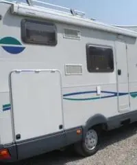 Caravan International Riviera Garage