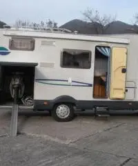 Caravan International Riviera Garage