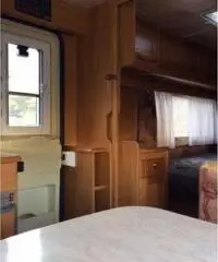 CAMPER SEMINTEGRALE RAPIDO 770