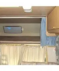 FORD mansardato immatricolata 1991 colore bianco