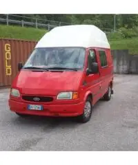 Furgone camperizzato