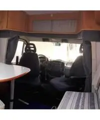 Vendesi camper semintegrale