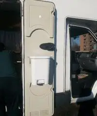 CARAVANS-WOHNM Ci International ELLIOT GARAGE  NOLEGGIO