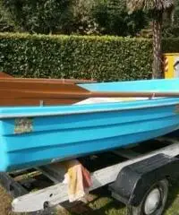 barca a motore ALTRO a remi anno 2005 lunghezza mt 4