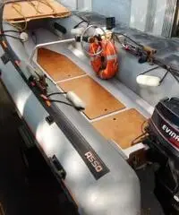 Gommone Asso 42 - Motore Evinrude 25HP - Carrello ELLEBI