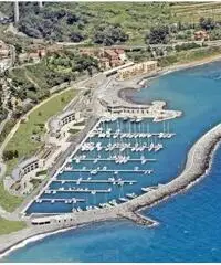 POSTO BARCA CON POSTO AUTO COPERTO MARINA DI SAN LORENZO