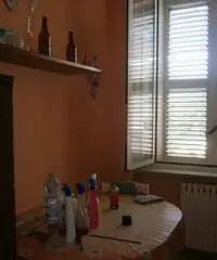 Appartamento di 6 locali in Affitto