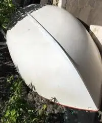 Barca con con motore