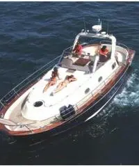 Noleggio imbarcazione partenza da Sorrento destinazioni Capri o Positano