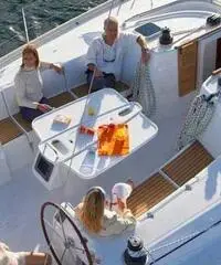 Offerta last second noleggio barca a vela in Italia Media Ship Charter